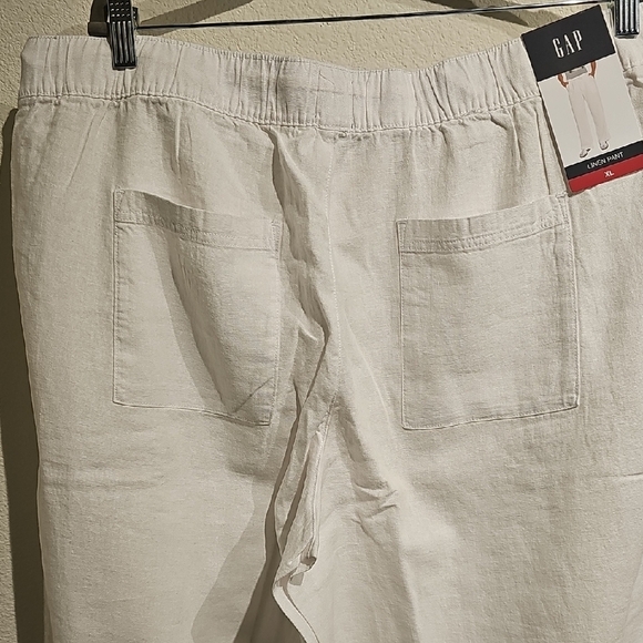 Gap White Linen Pant - Picture 14 of 14